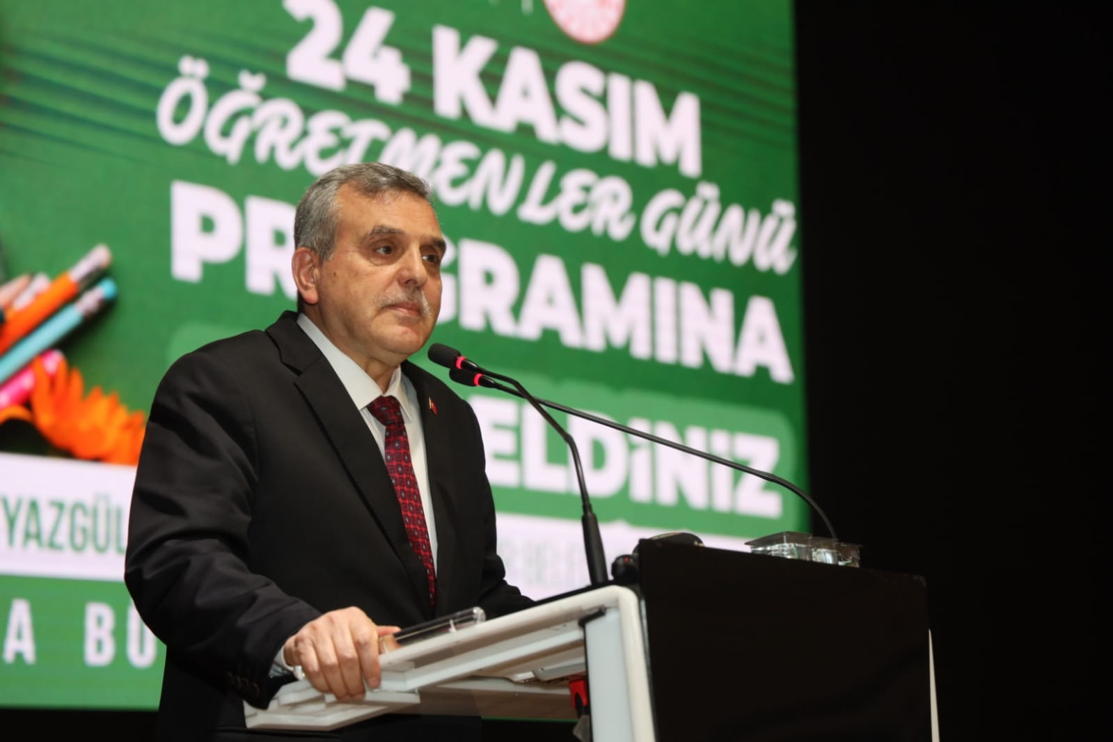 BAŞKAN BEYAZGÜL, “ÖĞRETMENLER EĞİTİM ÖĞRETİM FAALİYETLERİNİN MİMARLARIDIR”