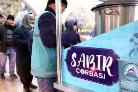 eyyubiyede-sabir-corbasi-ikrami-devam-ediyor (7)