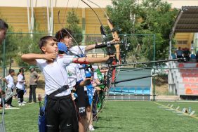 BÜYÜKŞEHİR’DEN OKÇULUK TURNUVASI (9)