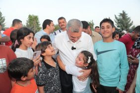 UÇURTMA ŞENLİĞİ RENKLİ GÖRÜNTÜLERE SAHNE OLDU (2)