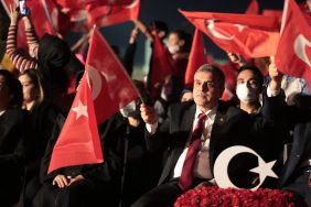 BAŞKAN BEYAZGÜL, “15 TEMMUZ’U UNUTMAYACAĞIZ UNUTTURMAYACAĞIZ” (3)