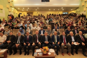 BAŞKAN BEYAZGÜL, MEVLİDİ NEBİ SEMPOZYUMUNA KATILDI (5)