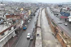 ŞUSKİ EKİPLERİ SAHADA ÇALIŞMALARINI SÜRDÜRÜYOR (6)