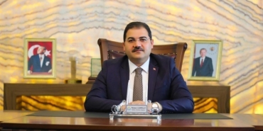 BAŞKAN FOTO (1)