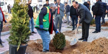 KKöprüBld- Yemyeşil Bir Karaköprü İçin Ağaçlandırma Kampanyası Sürüyor (6)
